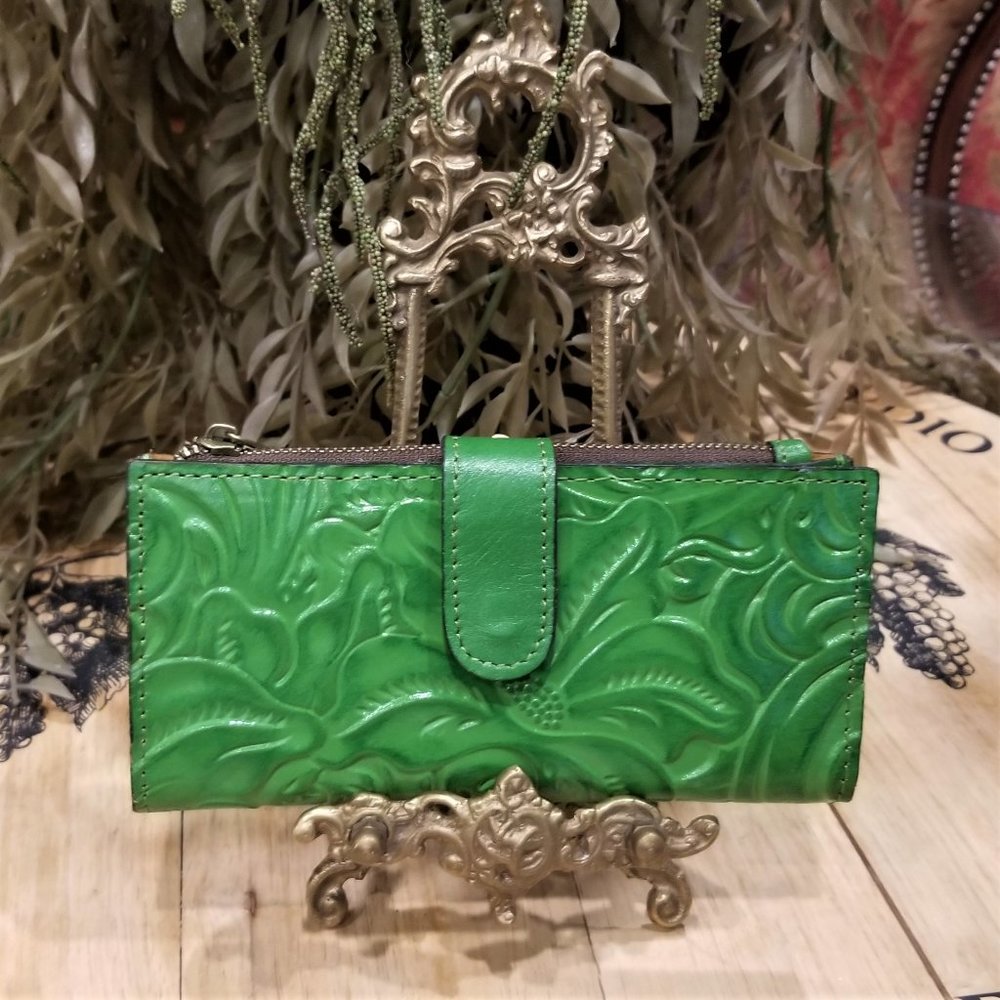 PATRICIA NASH Nazari RFID Tooled Floral Leather Wallet Foliage Green